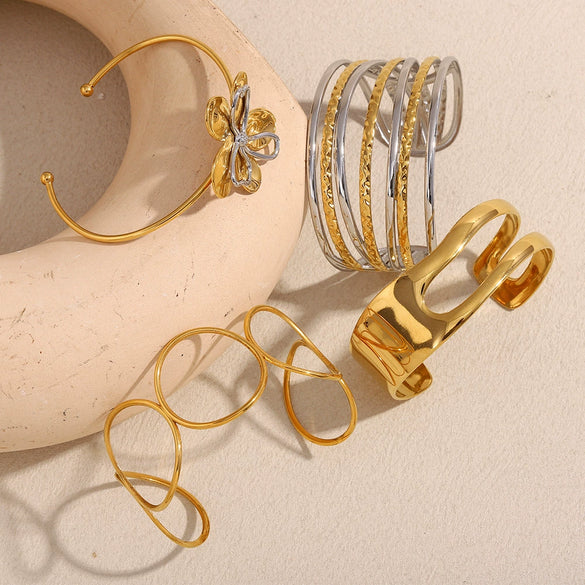Wholesale Women's Stainless Steel 18K Gold Plated Asymmetric Line Circle Flower Double Layer Bracelet With Electroplating