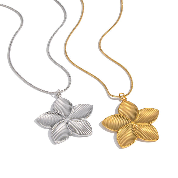 Wholesale Women's Stainless Steel 18K Real Gold Plated Flower Pendant Necklace With Snake Chain French Retro Texture