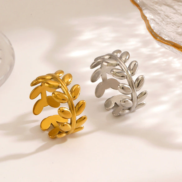 Wholesale Women's Stainless Steel Leaf Ring With Electroplating Treatment