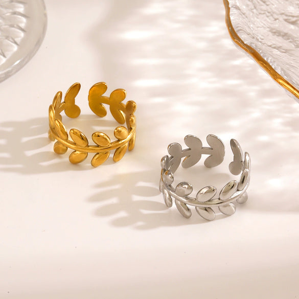 Wholesale Women's Stainless Steel Leaf Ring With Electroplating Treatment