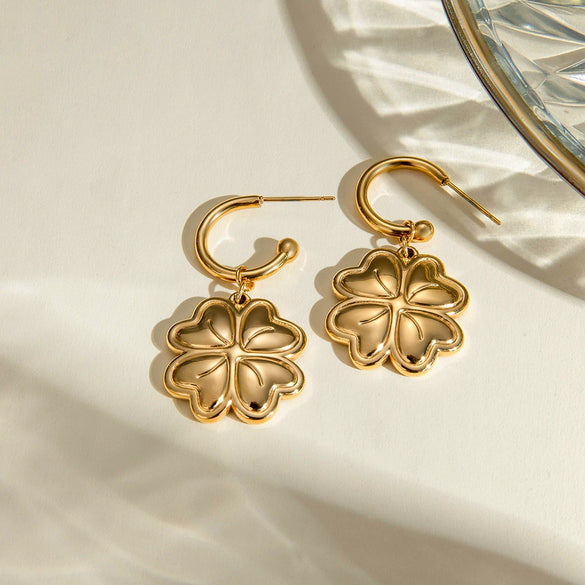 Wholesale Women's Stainless Steel Love Four Leaf Clover Earrings Jewelry With Geometric Pattern And Electroplating Treatment
