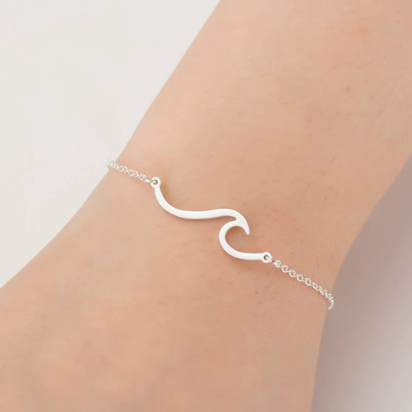 Wholesale Women's Stainless Steel Ocean Wave Irregular Geometric Hollow Electroplated Bracelet