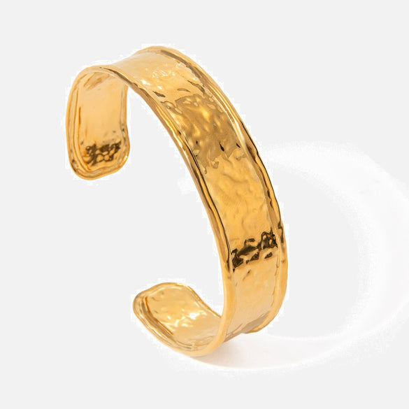 Wholesale Women's Stainless Steel Open Bracelet With Hammer Pattern French Retro Light Luxury Exquisite Simple Style Electroplated