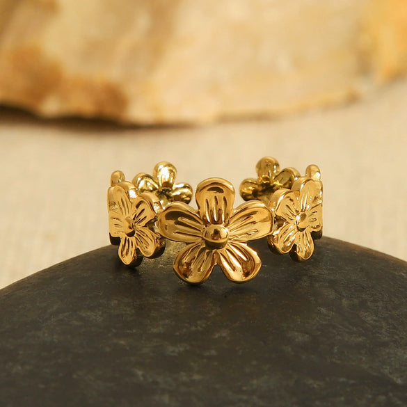 Wholesale Women's Stainless Steel Open Ring With Flower Geometric Pattern 18K Gold Plated