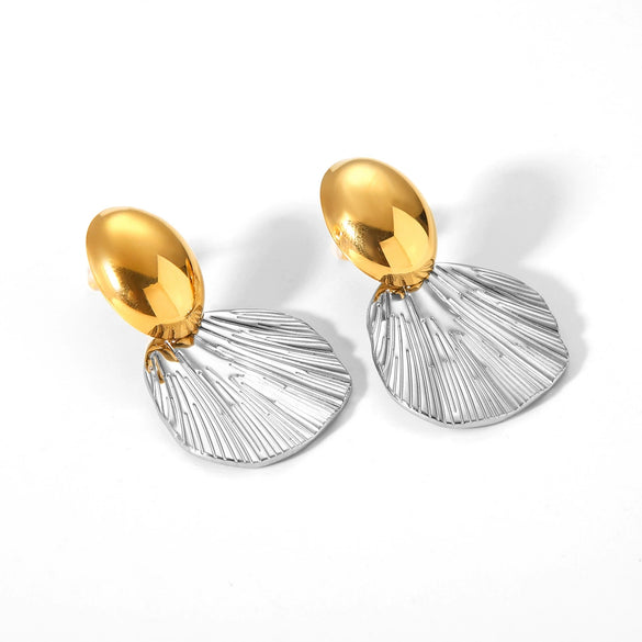 Wholesale Women's Stainless Steel Oval Geometric Electroplated Earrings With Gold And Silver Color Matching And Fishtail Design