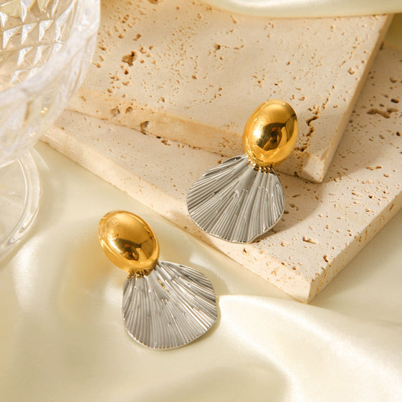 Wholesale Women's Stainless Steel Oval Geometric Electroplated Earrings With Gold And Silver Color Matching And Fishtail Design