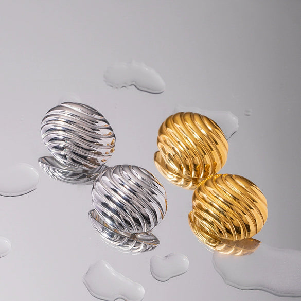 Wholesale Women's Stainless Steel Oval Geometric Electroplated Earrings