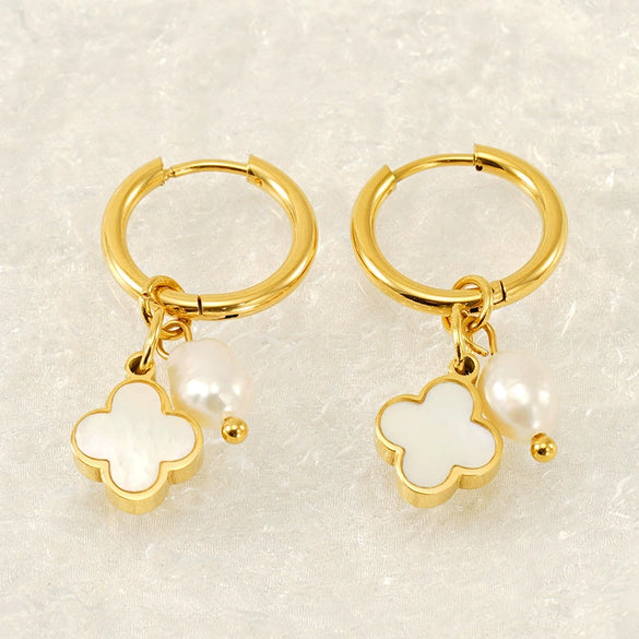 Wholesale Women's 316L Stainless Steel Pearl Four Leaf Clover Geometric Electroplated Earrings