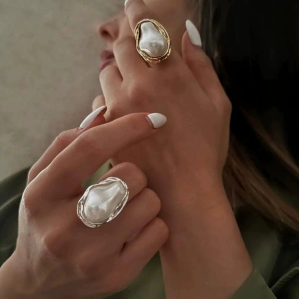 Wholesale Women's Stainless Steel Pearl Geometric Open Ring Electroplated Light Luxury Jewelry