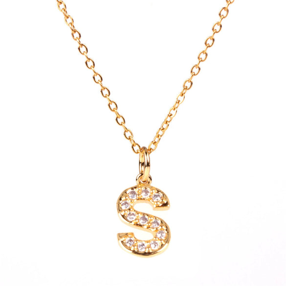 Wholesale Women's Stainless Steel Pendant Necklace With 26 English Letters Pattern O Chain And Diamond Design