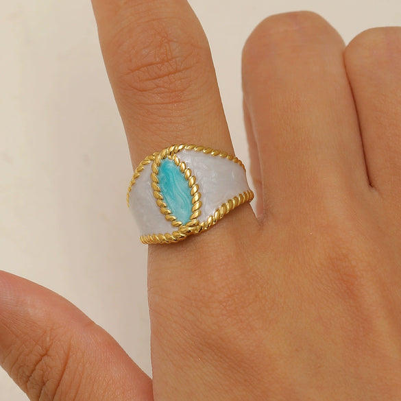 Wholesale Women's Stainless Steel Ring Retro Inlaid Colored Stone Geometric Star Pattern Electroplated