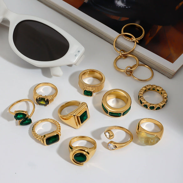 Wholesale Women's Stainless Steel Ring With Geometric Design And Electroplating Treatment