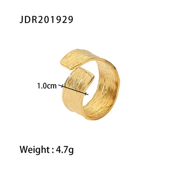 Wholesale Women's Stainless Steel Ring With Geometric Pattern And Electroplating Treatment