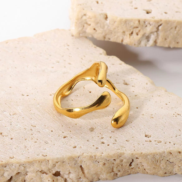 Wholesale Women's Stainless Steel Ring With Geometric Staggering Cross Texture And Electroplating Treatment