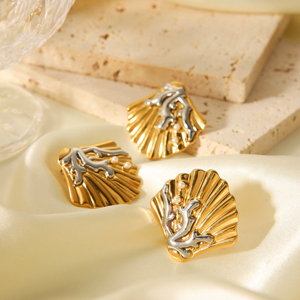 Wholesale Women's Stainless Steel Shell Earrings With Geometric Pattern And Electroplating Design In Natural Style