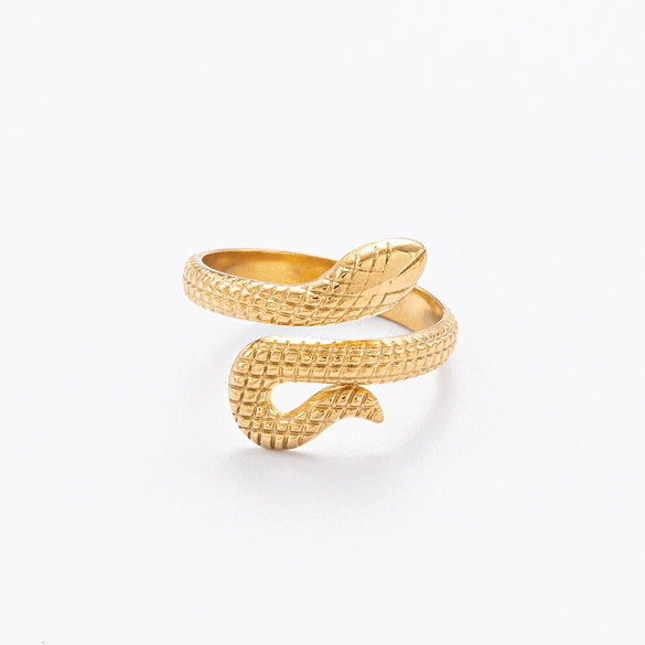 Wholesale Women's Stainless Steel Snakeshaped Animal Zodiac Ring With 18K Colorpreserving Electroplating