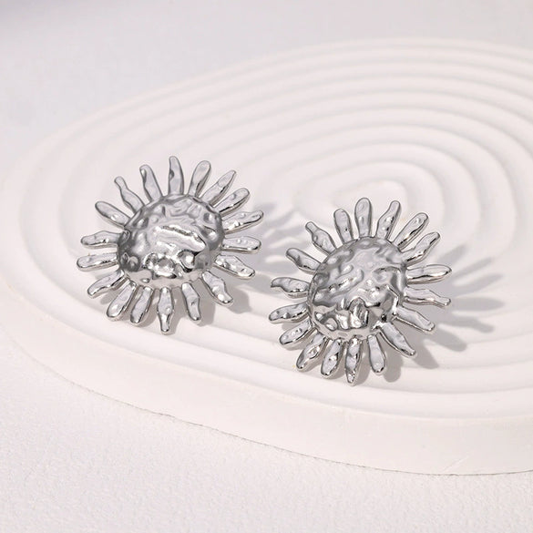 Wholesale Women's Stainless Steel Sunflower Earrings With Electroplating Design Niche And Personalized