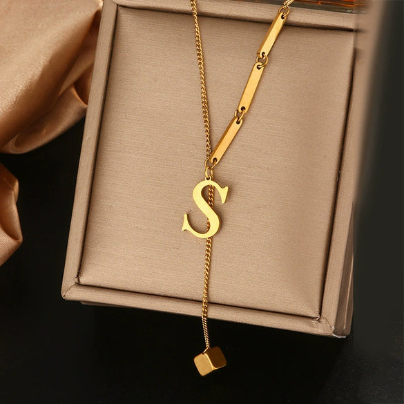 Wholesale Women's Stainless Steel Tassel Clavicle Chain With 26 Letter Design And Electroplating Treatment