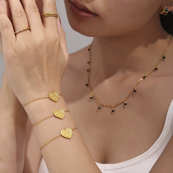 Wholesale Women's Stainless Steel Zircon Love Letter Heart Geometric Style Electroplated Bracelet