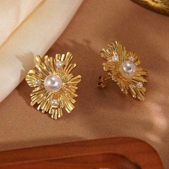 Wholesale Women's Stamped Flower Pearl Stainless Steel Earrings Retro Stylish Jewelry