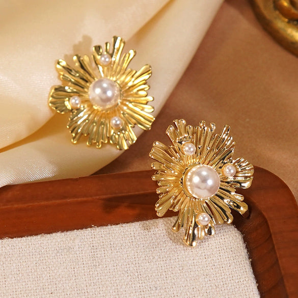 Wholesale Women's Stamped Flower Pearl Stainless Steel Earrings Retro Stylish Jewelry