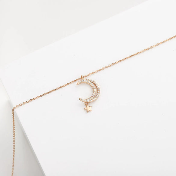 Wholesale Women's Star Moon Sterling Silver Plated Nonfading Simple Fashion Clavicle Necklace With Water Wave Chain