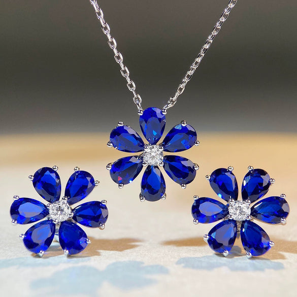 Wholesale Women's 925 Sterling Silver Flower Pendant Ochain Necklace With Electroplating
