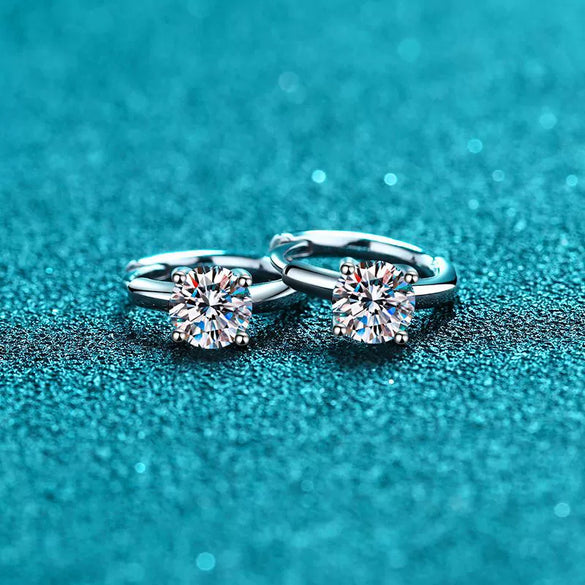 Wholesale Women's 925 Sterling Silver Fourprong Simple Fruit Food Style Electroplated Moissanite Earrings