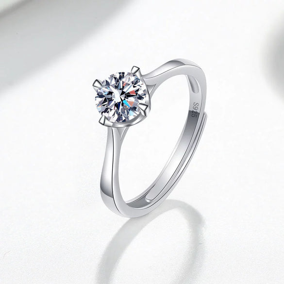 Wholesale Women's 925 Sterling Silver Geometric Single Diamond Four Claw Ring With Electroplating