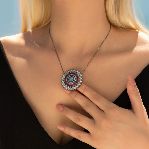Wholesale Women's 925 Sterling Silver Geometric Style Electroplated Pendant Necklace With Clavicle Chain