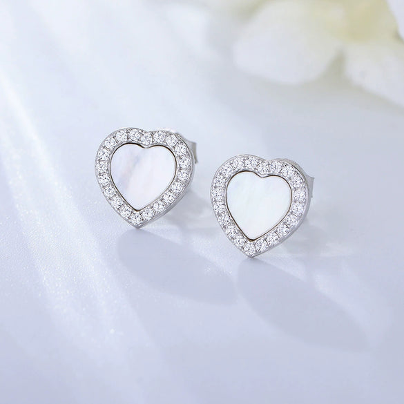 Wholesale Women's 925 Sterling Silver Heartshaped Stud Earrings With Diamond Design