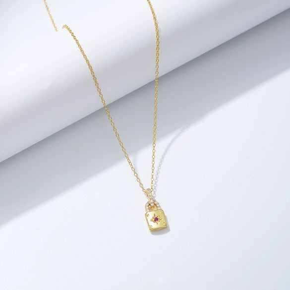 Wholesale Women's Sterling Silver 925 Lock Necklace With Diamond Encrusted And Geometric Pattern Cross Chain