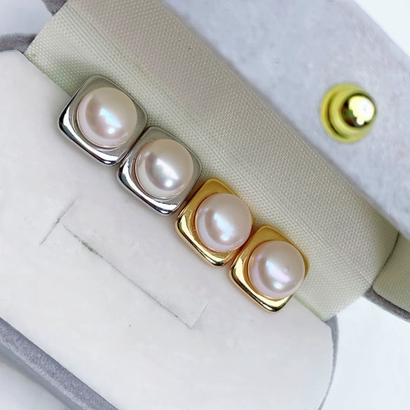 Wholesale Women's Sterling Silver Pearl Earrings Flat Round Shape Elegant And Highend
