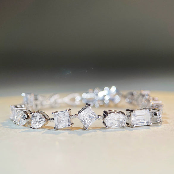 Wholesale Women's 925 Sterling Silver Platinum Plated Drop Shape Diamond Moissanite High Carbon Stone Bracelet