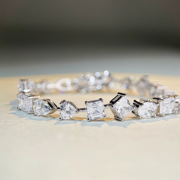 Wholesale Women's 925 Sterling Silver Platinum Plated Drop Shape Diamond Moissanite High Carbon Stone Bracelet