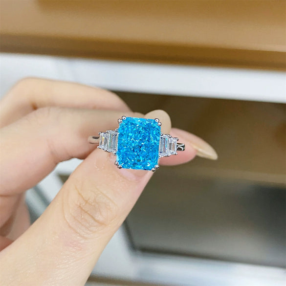 Wholesale Women's 925 Sterling Silver Square Geometric Design Ring With Ice Flower Cut Zircon Simulation Diamonds And Electroplating Treatment