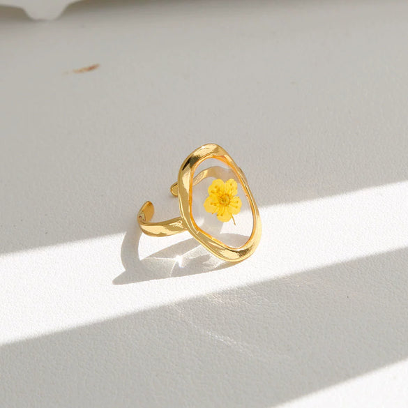 Wholesale Women's Sweet And Cool Style Electroplated Stainless Steel Flower Ring