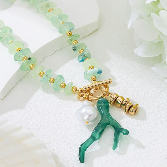 Wholesale Women's Sweet And Cool Style Flower Shape Pearl Natural Stone Alloy Zinc Alloy Electroplated Woven Shell Necklace