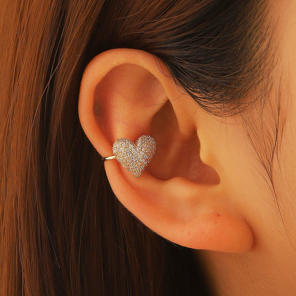 Wholesale Women's Sweet And Elegant Copper Electroplated Heartshaped Nonpierced Ear Cuffs With Diamonds