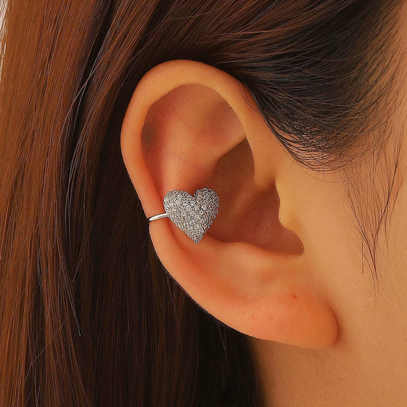 Wholesale Women's Sweet And Elegant Copper Electroplated Heartshaped Nonpierced Ear Cuffs With Diamonds
