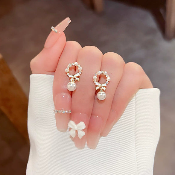Wholesale Women's Sweet Geometric Copper And 925 Silver Earrings Set With Pearls