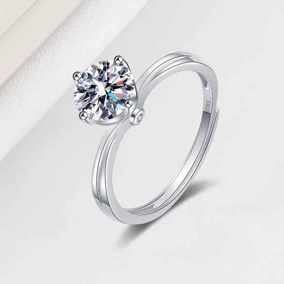 Wholesale Women's Sweet Ring S925 Sterling Silver Single Diamond Four Claw Geometric Electroplated