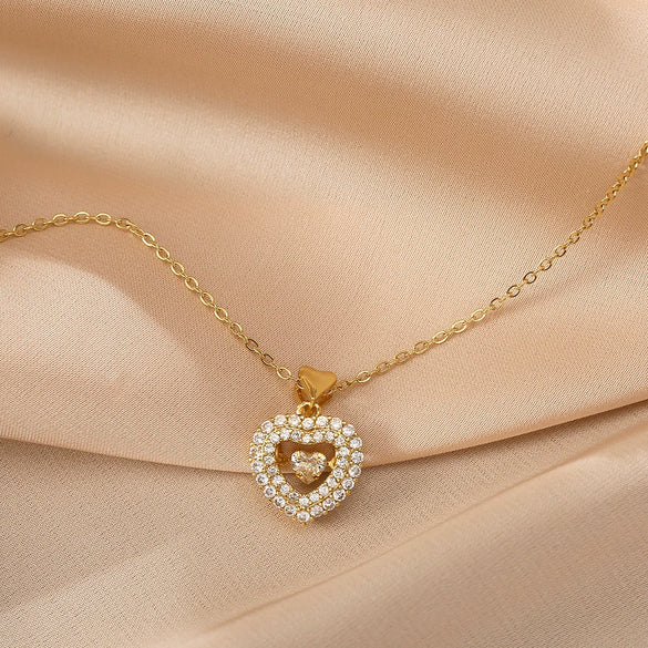 Wholesale Women's Titanium Steel And Copper Heartshaped Diamondinlaid Clavicle Chain Jewelry With Ochain