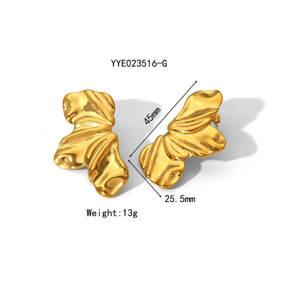 Wholesale Women's Titanium Steel And Stainless Steel Butterfly Earrings With Animal Pattern And Pvd Furnace Real Gold Electroplating