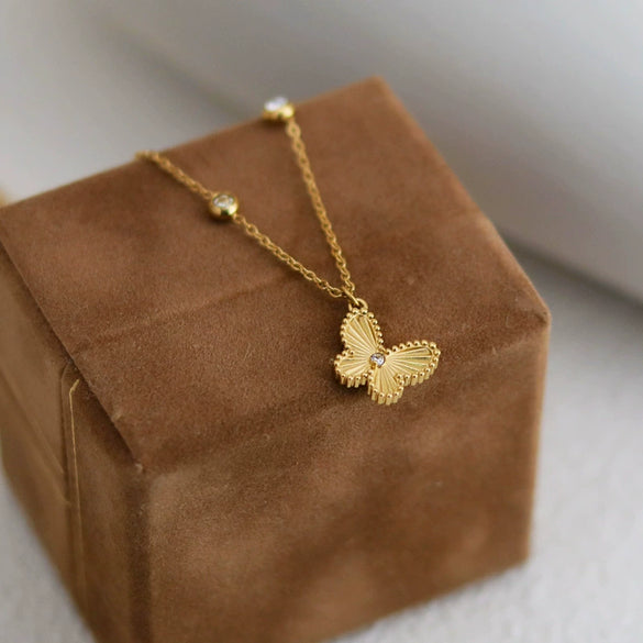 Wholesale Women's Titanium Steel Butterfly Diamond Necklace With Small Gold Beads And Ochain