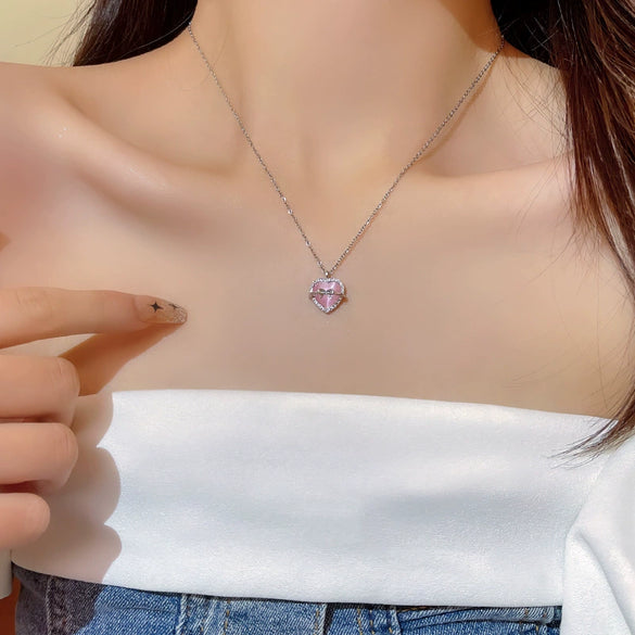 Wholesale Women's Titanium Steel Clavicle Chain With Mixed Gem Inlay Heart Bow Geometric Animal Zodiac Patterns Electroplating Design