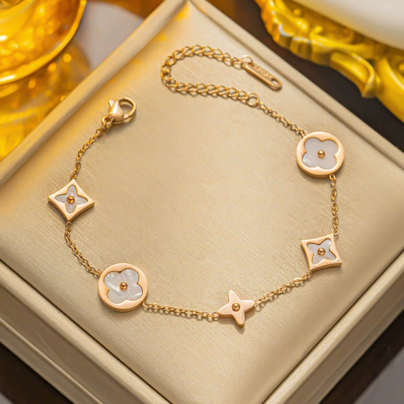 Wholesale Women's Titanium Steel Clover Peach Heart Love Roman Digital Round Beads Electroplated Bracelet