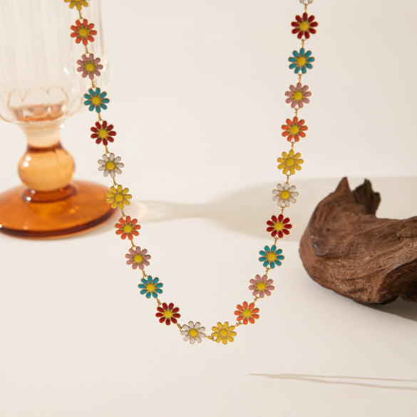 Wholesale Women's Titanium Steel Electroplated Plants Flowers Beaded Small Flower Bracelet And Clavicle Chain Necklace