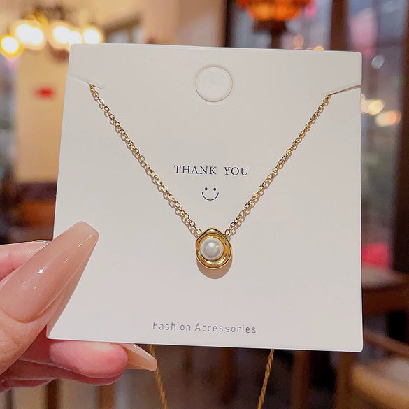Wholesale Women's Titanium Steel Fresh Flower Pendant Necklace With Mixed Gem Micro Inlay Ochain