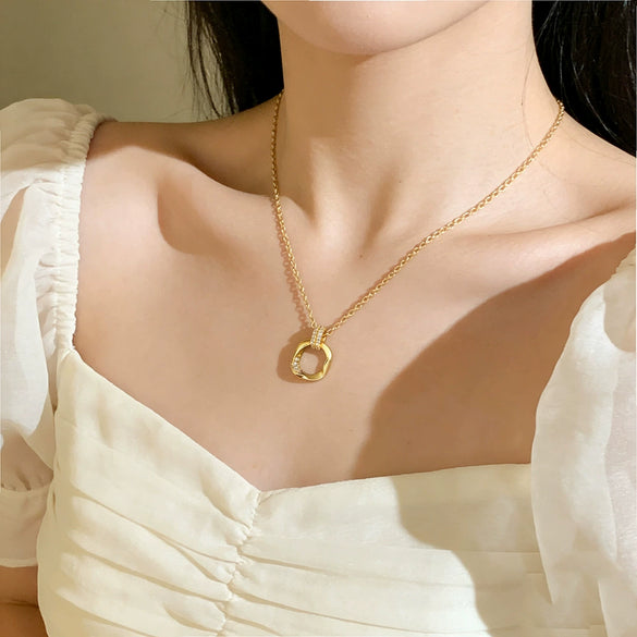 Wholesale Women's Titanium Steel Geometric Diamondencrusted Double Ring Pendant Necklace With Cross Chain In Light Luxury Style